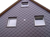 Prefa Fassade mit Prefa Logo